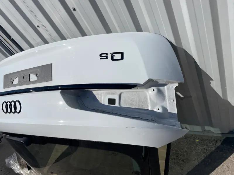 кришка багажника q5 80a рест ls9r