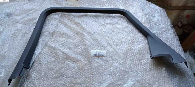 внутрішня  рама заднього вікна q5 80a