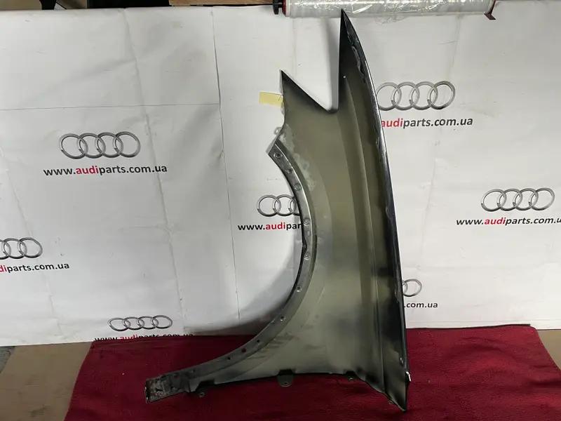 крило  праве  q8 (pr)