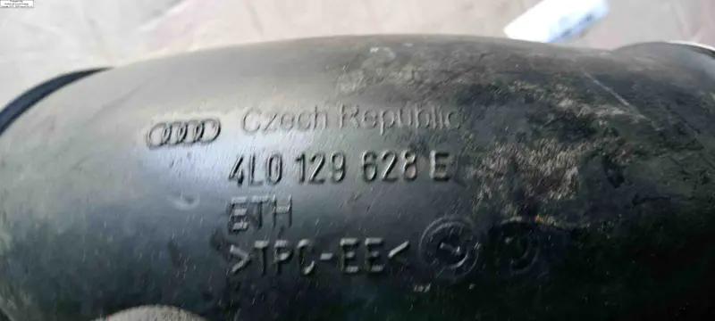 патрубок воздушного фільтра