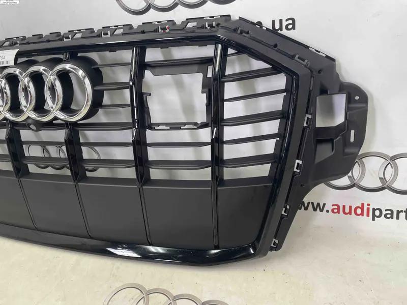 решітка радіатора q7 4m рест