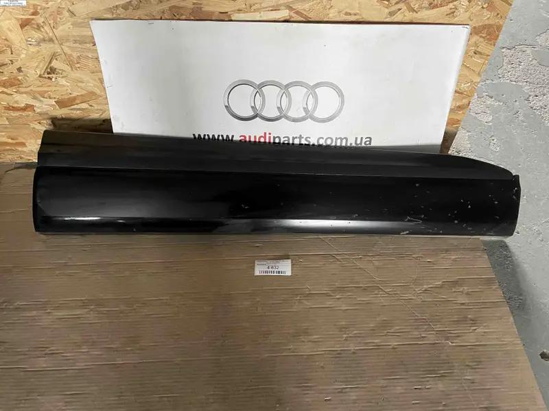 накладка дверки права передня  q7 4m s-line