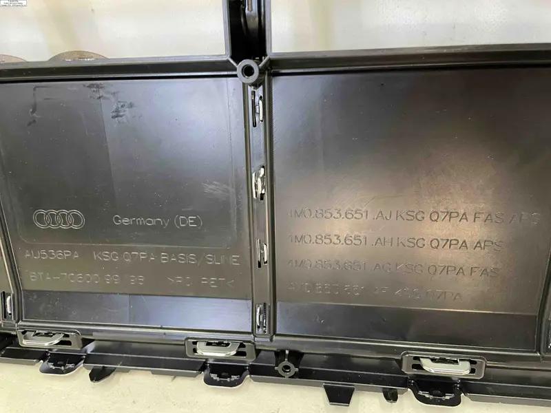 решітка радіатора q7 4m рест