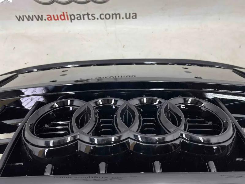 решітка радіатора  q7 рест