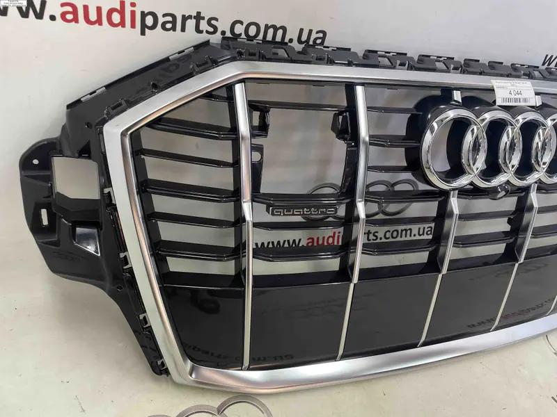 решітка радіатора q7 4m рест