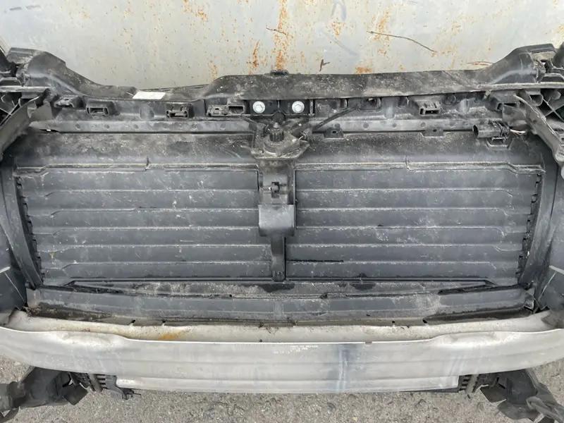 установочна панель в зборі sq5 80a  2,0 літра бензин