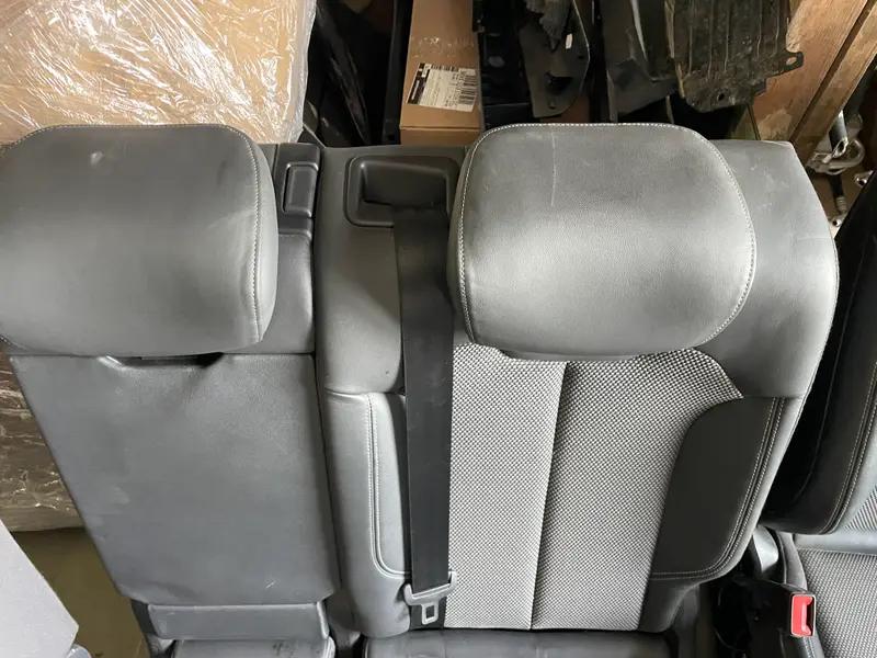 салон q5 80a механічний