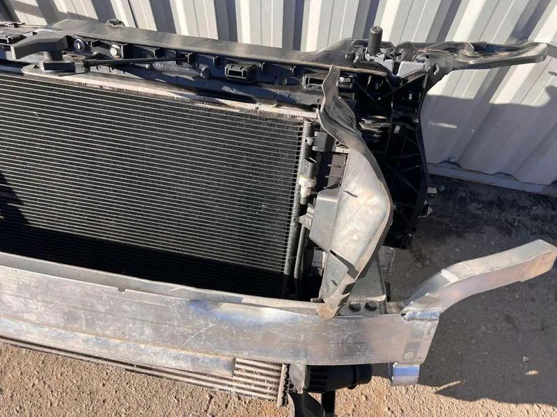 установочна панель в зборі sq5 80a  3,0 tfsi