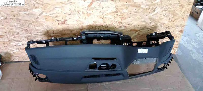 приборна панель консоль q7 4m