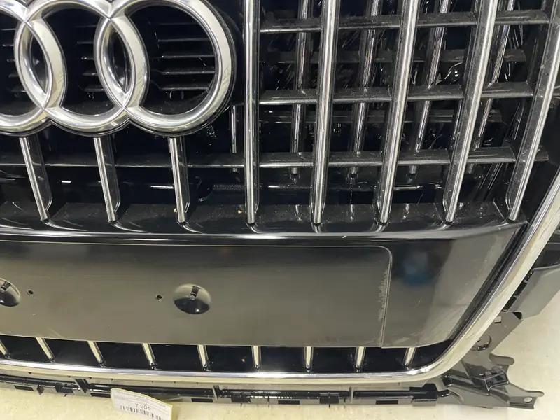 решітка радіатора q5 8r рест проста