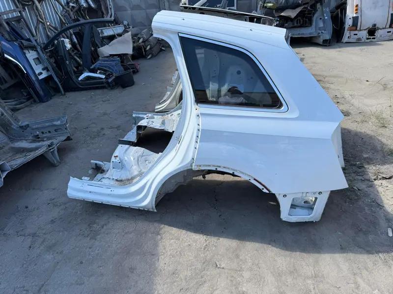 четверть задня ліва q7