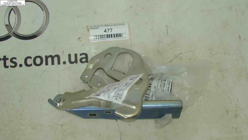 петля капота ліва