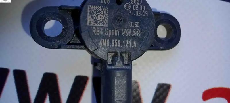 датчик захисту пішоходів q7 4m