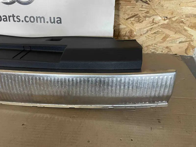 накладка порога багажника q7 4m