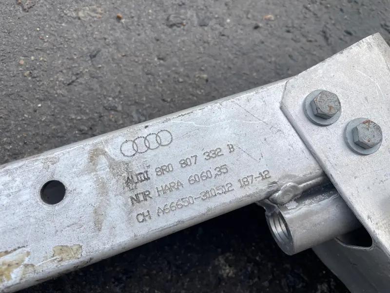 підсилювач заднього бампера