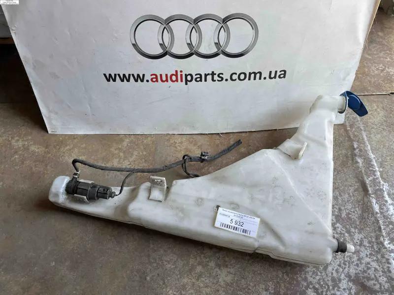 бачок омивача скла a8 d4