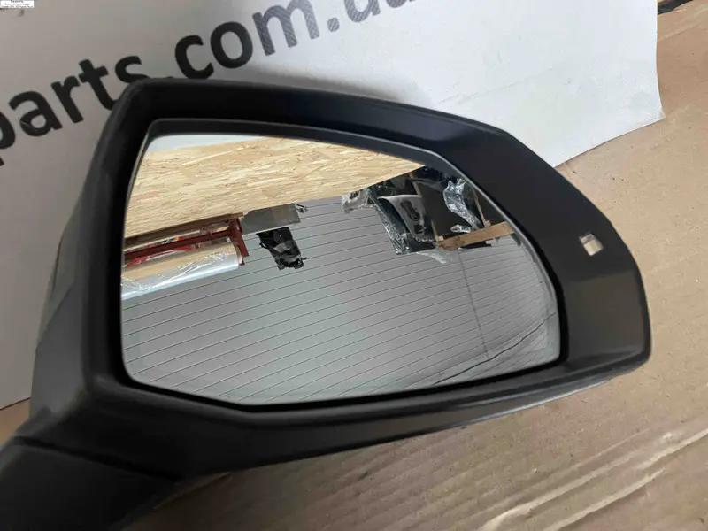дзеркало праве 15 pin + камера q5 80a l041
