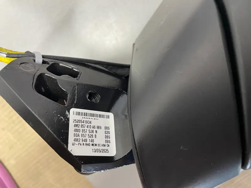 дзеркало праве 15 pin +камера q7 4m рест