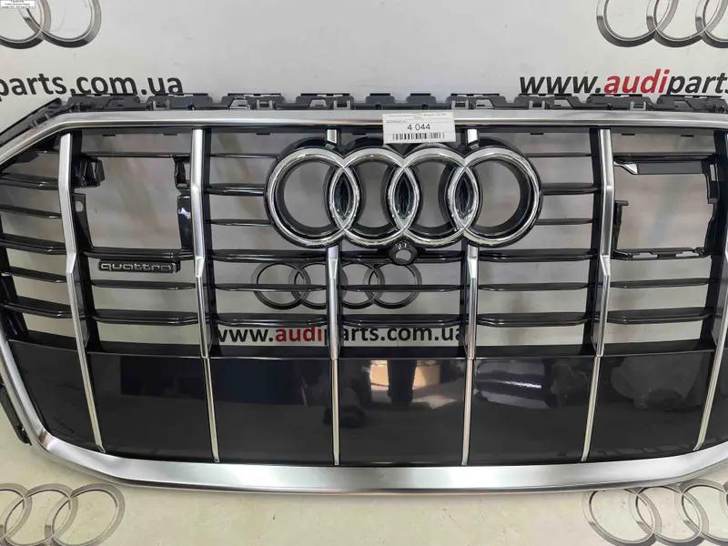 решітка радіатора q7 4m рест