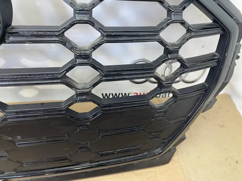 решітка радіатора q5 80a рест s-line