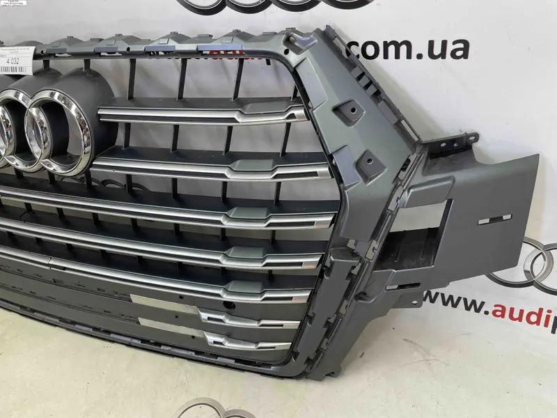 решітка радіатора sq7 4m