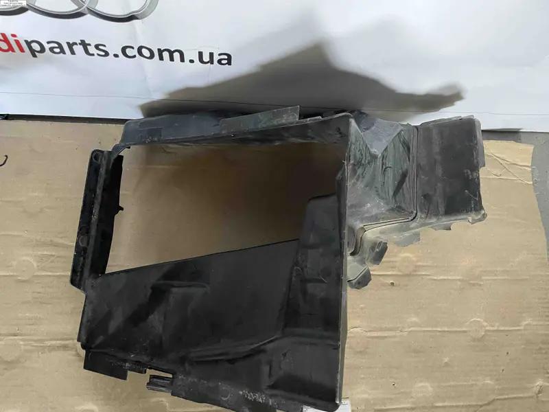 повітровід правий a8 d5