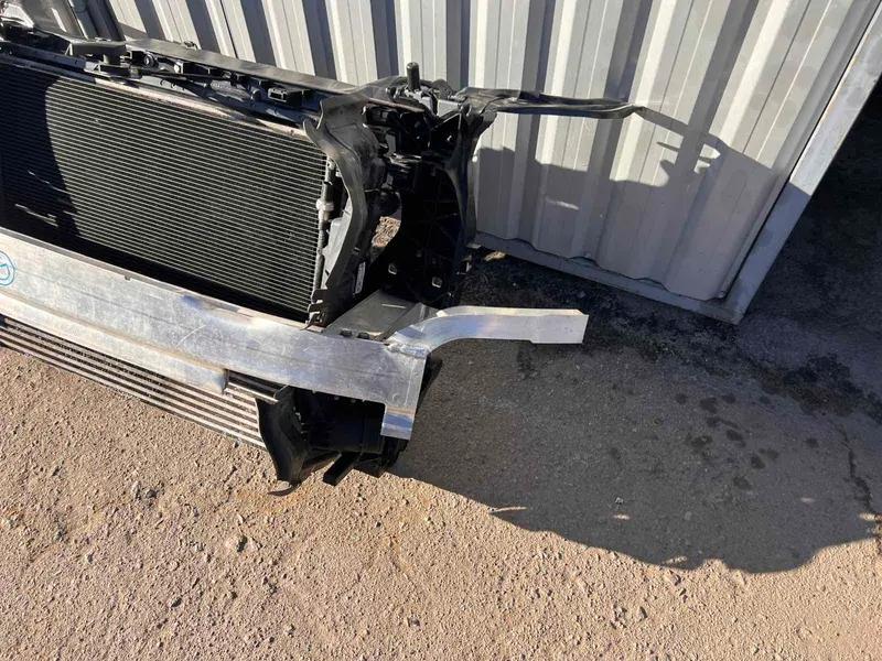 установочна панель в зборі sq5 80a  3,0 tfsi