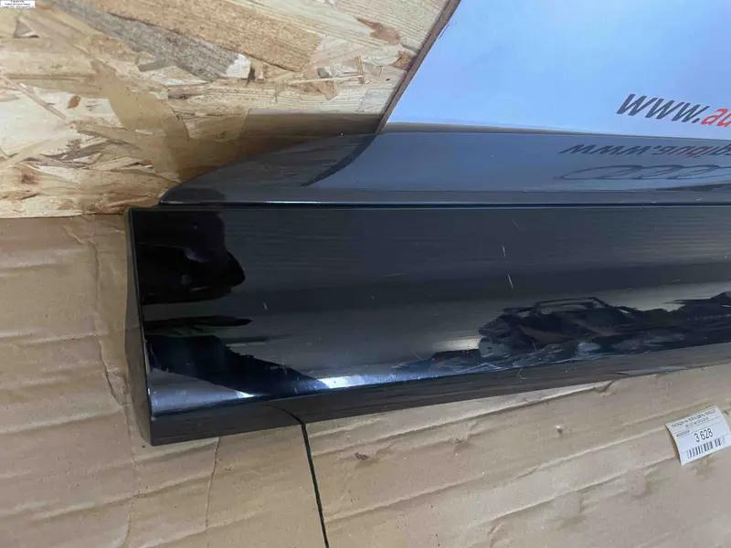 накладка на дверку перід  q7 4m