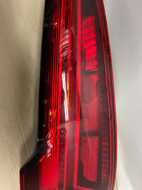 ліхтар задній правий рест q5 80a usa oled