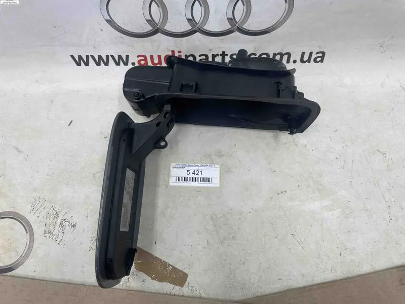 лючок паливного бака