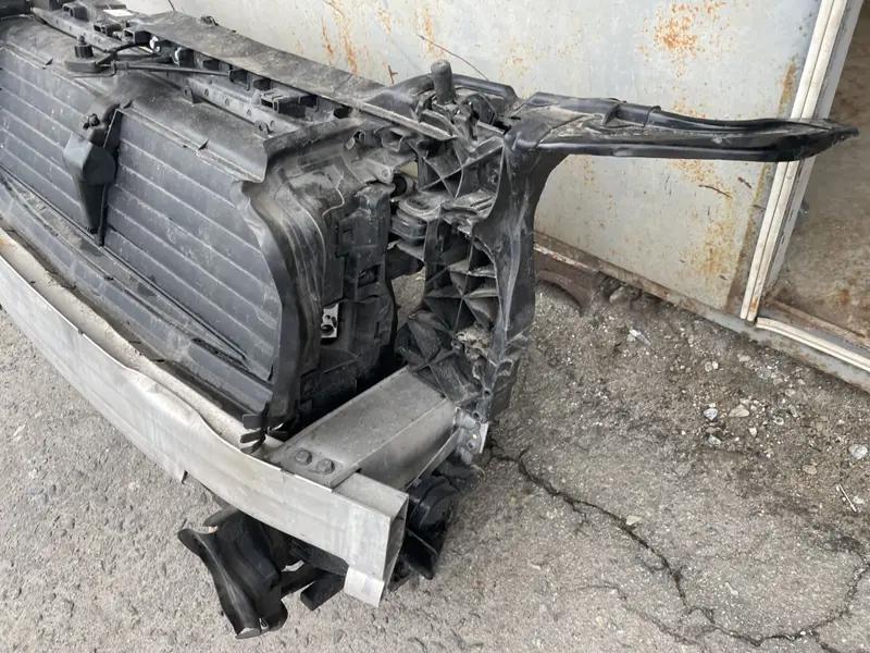 установочна панель в зборі sq5 80a  2,0 літра бензин