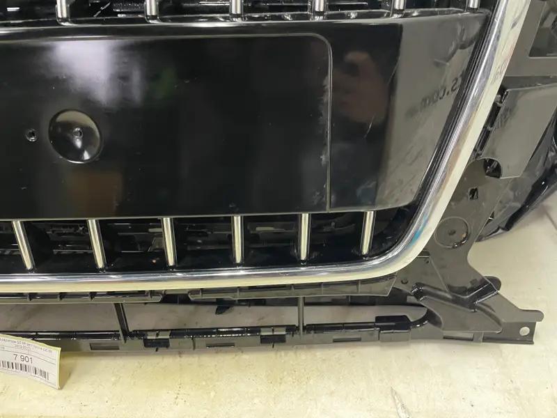 решітка радіатора q5 8r рест проста