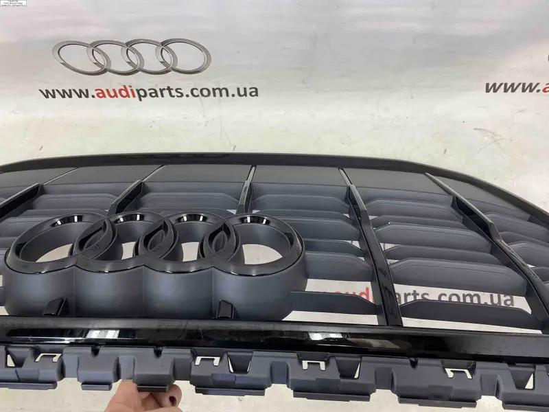 решітка радіатора q7 4m рест