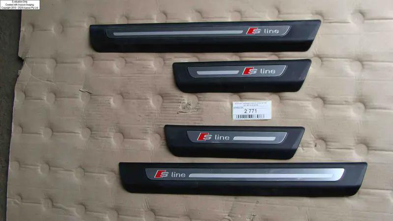 комплект накладки порога  s-line q7 4m