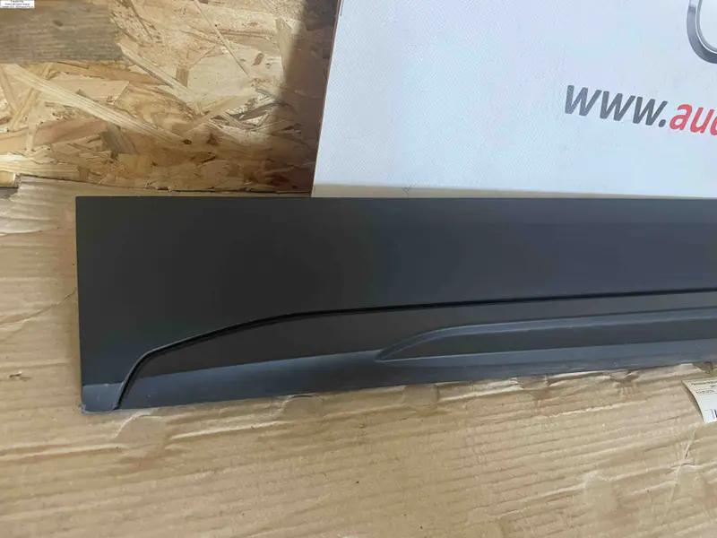 накладка передньої лівої дверки q5 80a рест