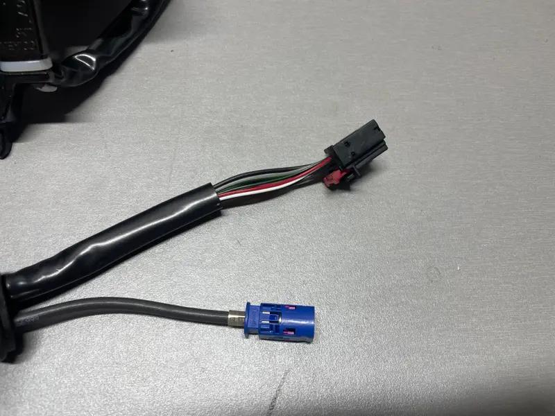 дзеркало ліве12 pin+ камера