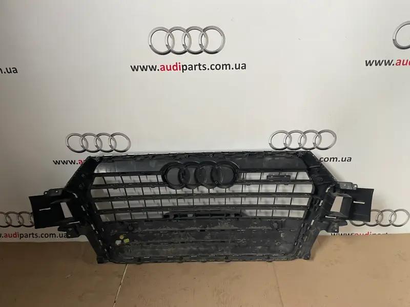 решітка радіатора q7 4m