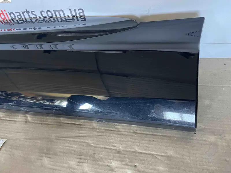 накладка дверки ліва задня s-line