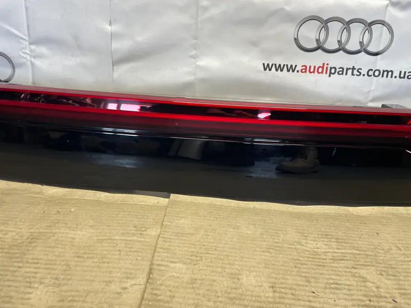 ліхтар задній   q8 oled рест
