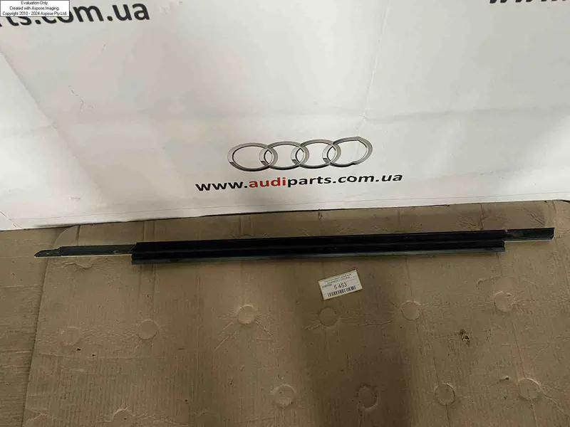 ущільнювач дверки з декоративною накладкою