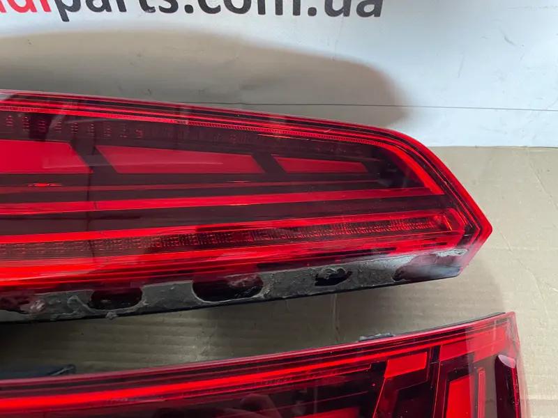 комплект задніх ліхтарів  ляди q5 80a європа (бігаючі)