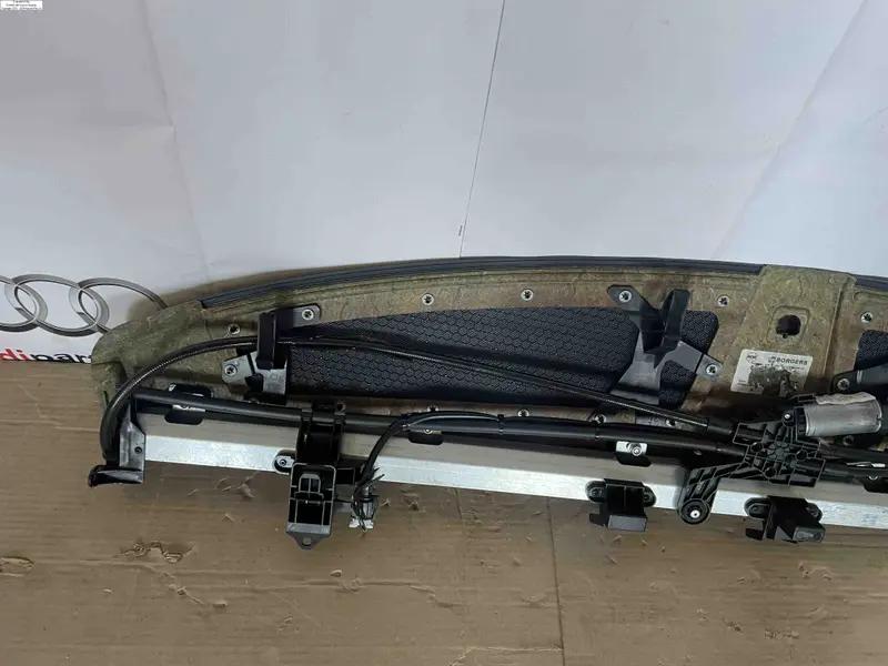 шторка багажника a8 d5 з моторчиком