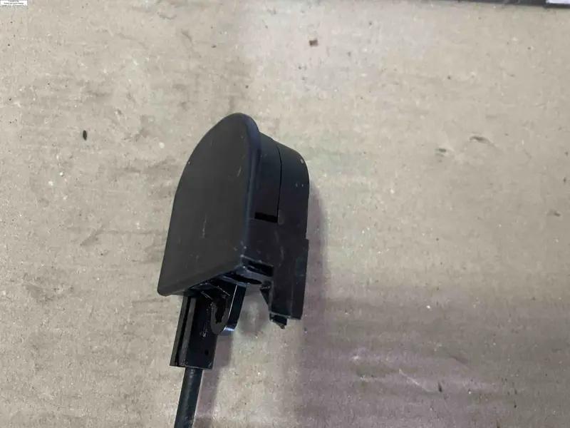 ручка блокування спинки ліва з тросом складання сидіння e-tron