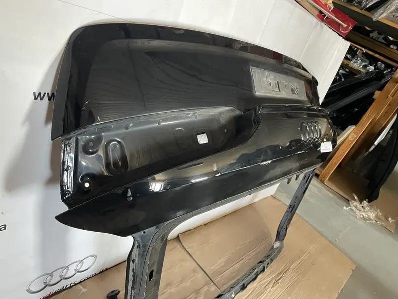 кришка багажника q7 4m  рест