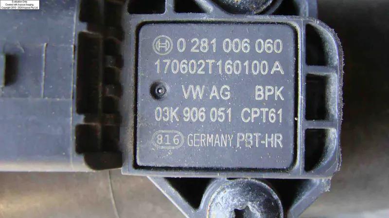 патрубок напірний з датчиком тиску газової суміші