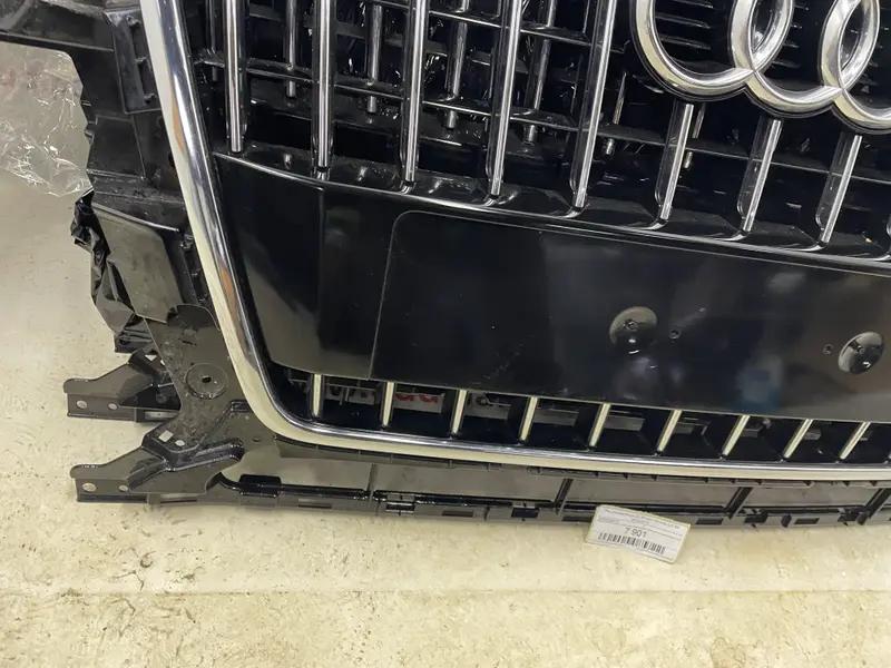 решітка радіатора q5 8r рест проста