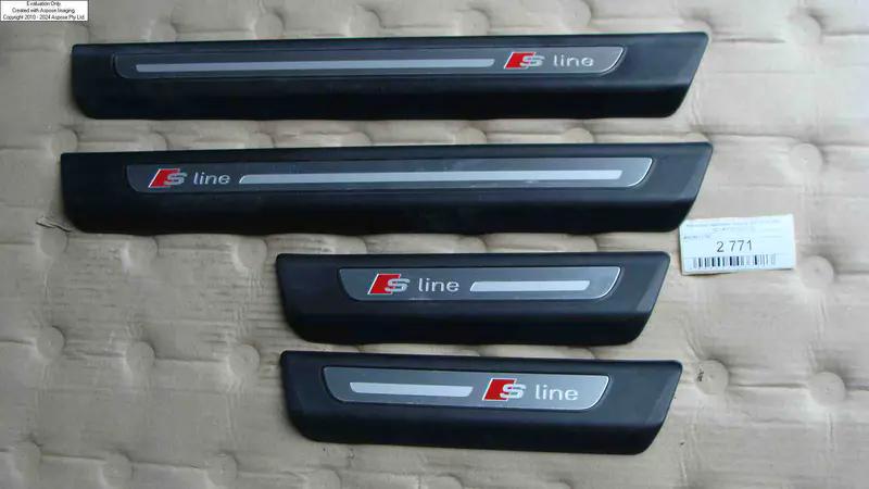 комплект накладки порога  s-line q7 4m