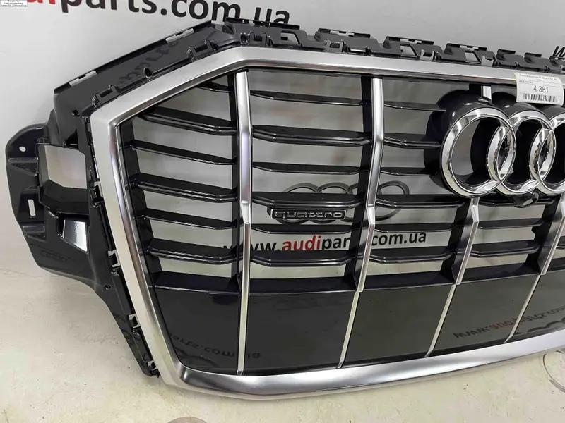 решітка радіатора q7 4m рест