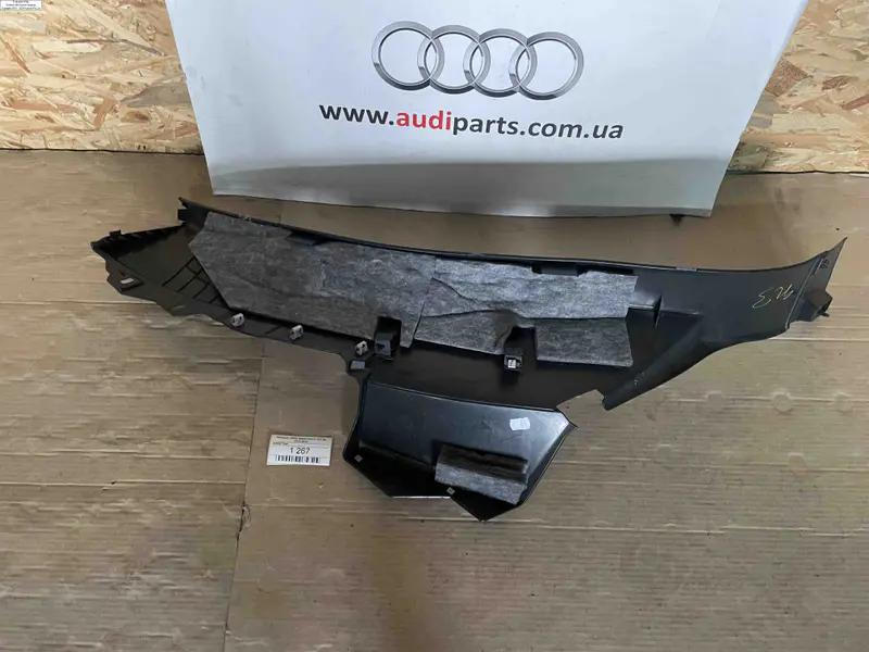 накладка стойки права audi q7