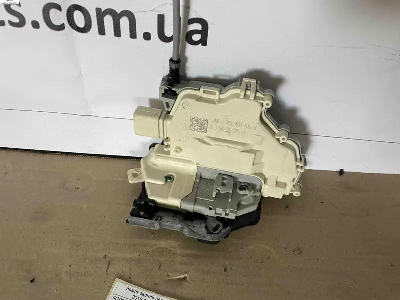 замок задньої дверки q5 80a